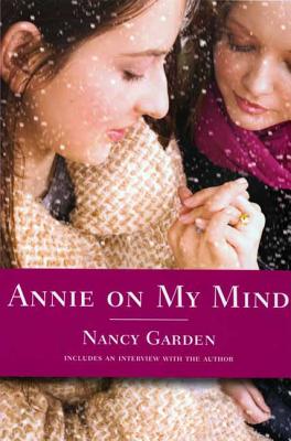 Cover Image for Annie on My Mind -- Nancy Garden, Paperback