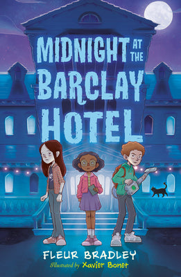 Cover Image for Midnight at the Barclay Hotel -- Fleur Bradley, Paperback