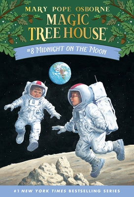 Cover Image for Midnight on the Moon -- Mary Pope Osborne, Paperback