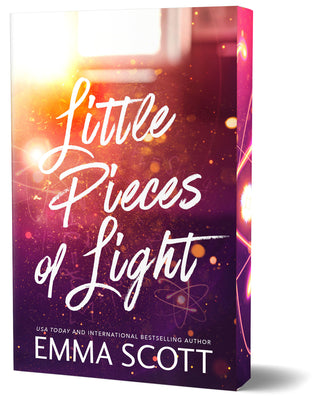 Cover Image for Little Pieces of Light (Deluxe Edition) -- Emma Scott, Paperback
